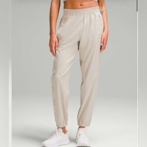 Lululemon Tear Away Mid Rise Track Pant in Mojave tan size 14